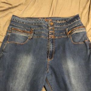 4 button & zipper plus size jeans
